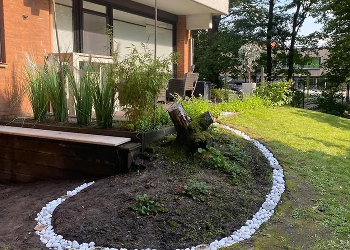 Moderne 2-Zimmer-Wohnung Mit Garten