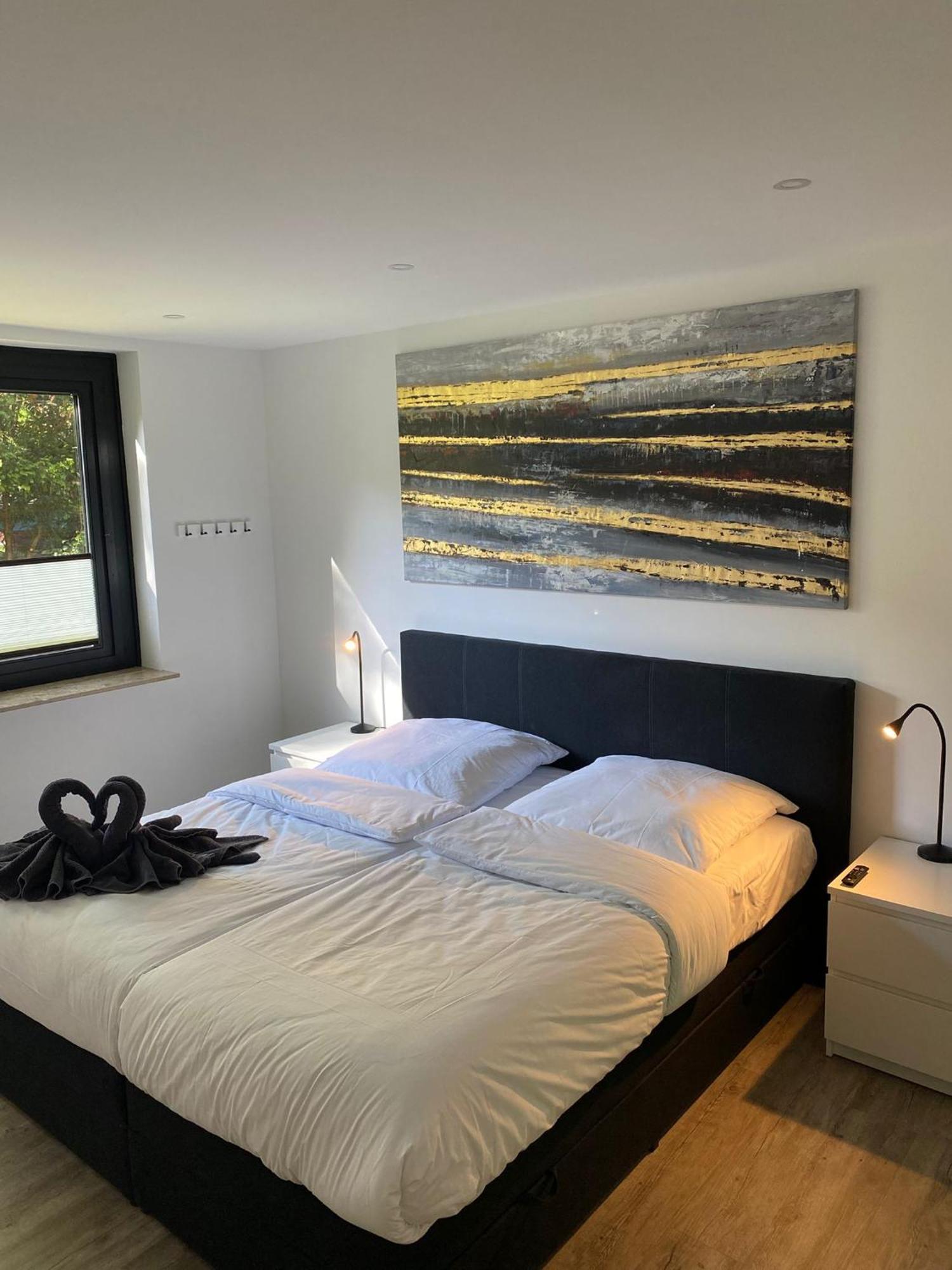 Moderne 2-zimmer-wohnung Mit Garten Apartament *