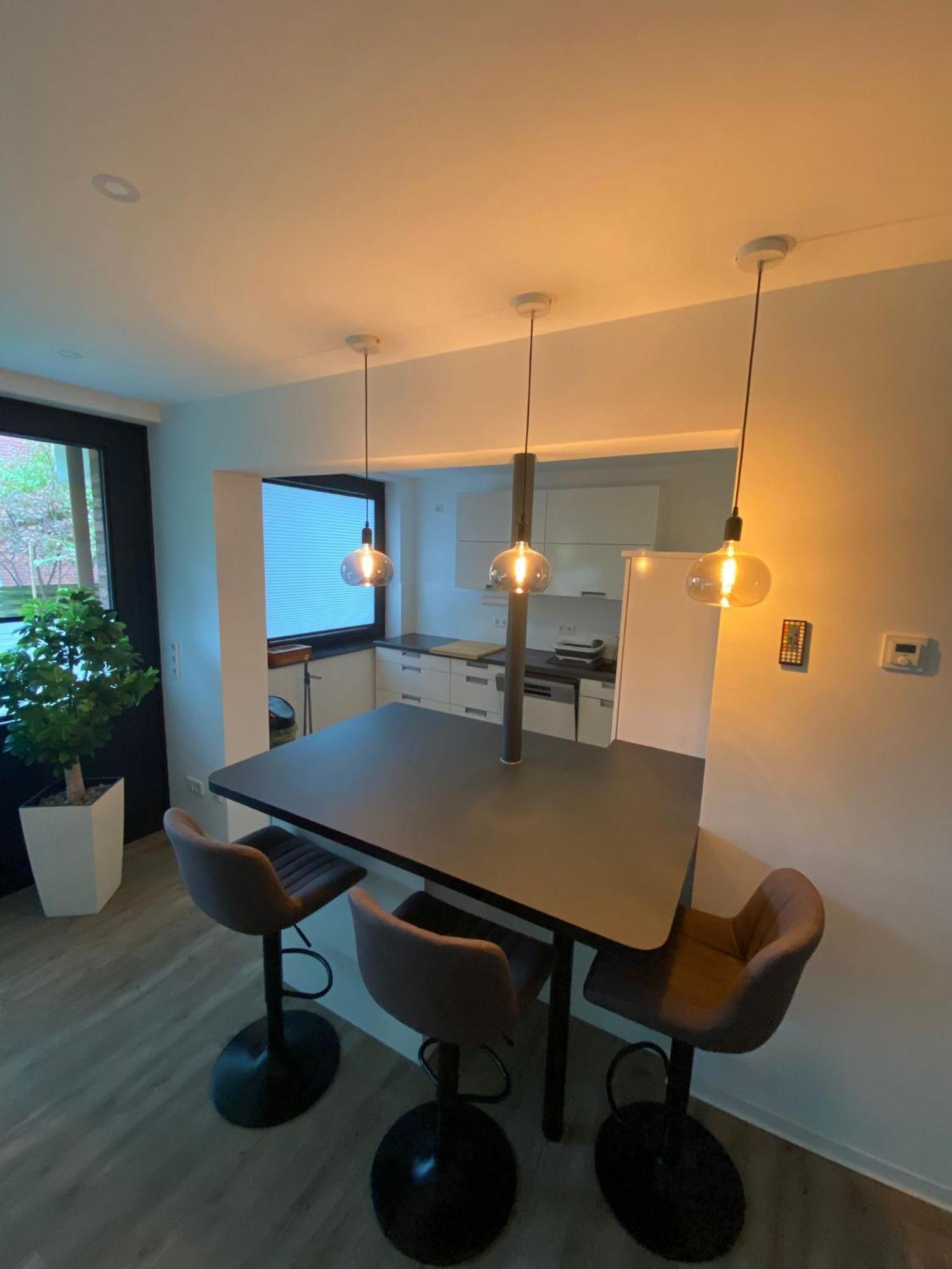 Apartment Moderne 2-zimmer-wohnung Mit Garten *